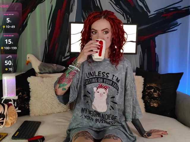 realalicebim live cam on BongaCams
