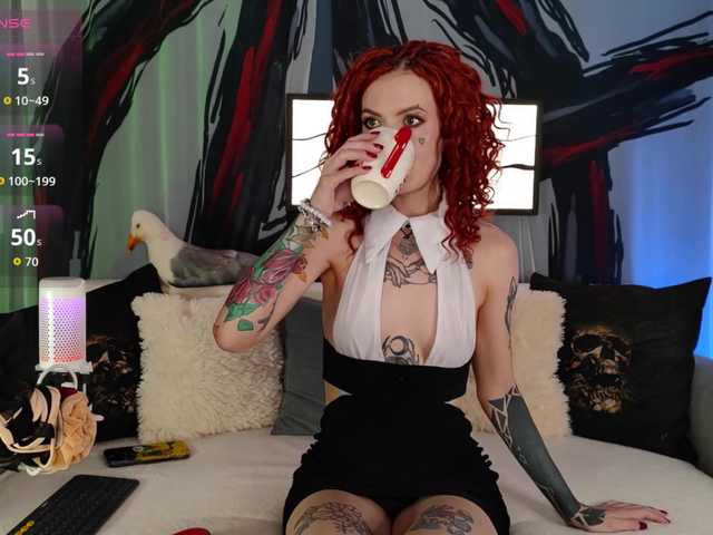 realalicebim live cam on BongaCams