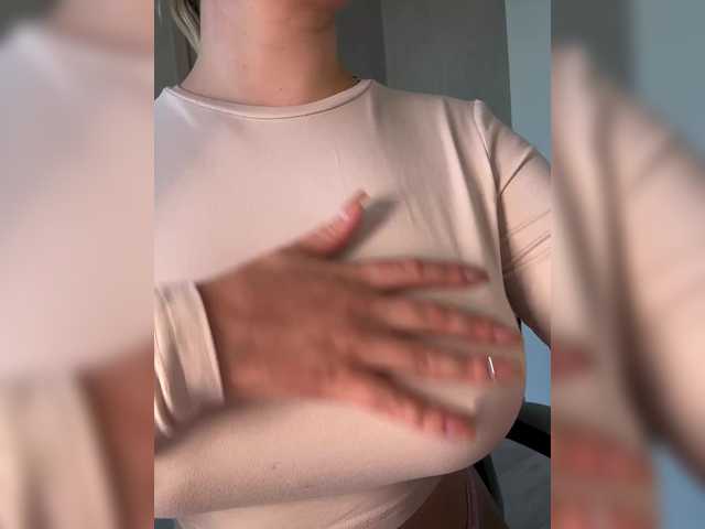 Mila-m live cam on BongaCams