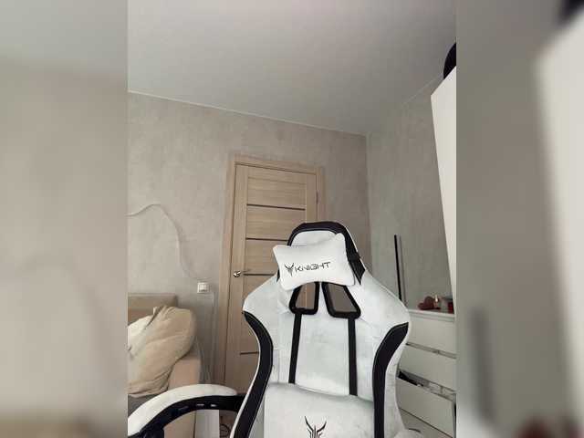 Mila-m live webcam show