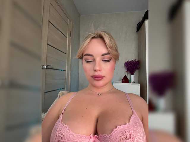 Mila-m's BongaCams show and profile