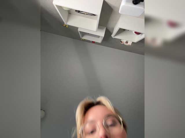 Mila-m live cam on BongaCams