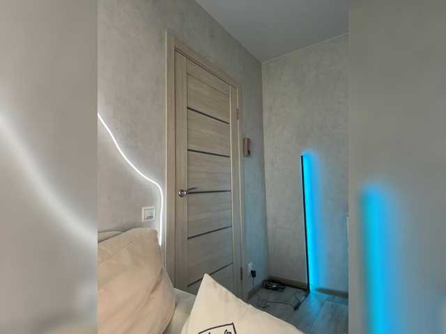  Mila-m chat room