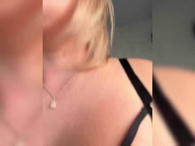 Mila-m live cam on BongaCams