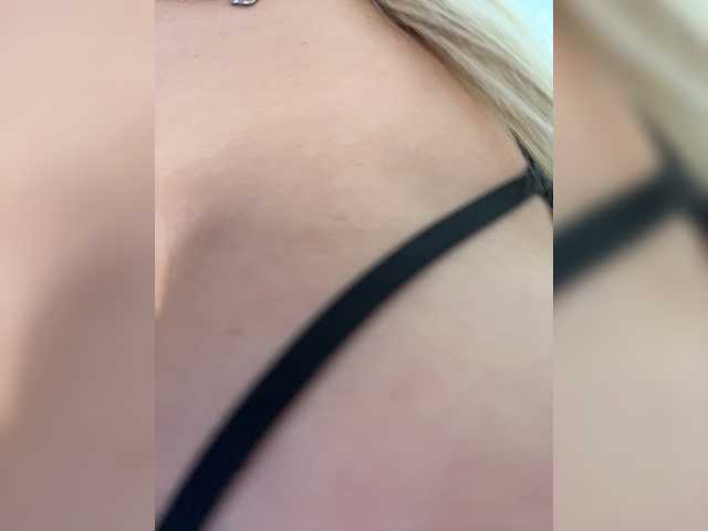 Mila-m live cam on BongaCams