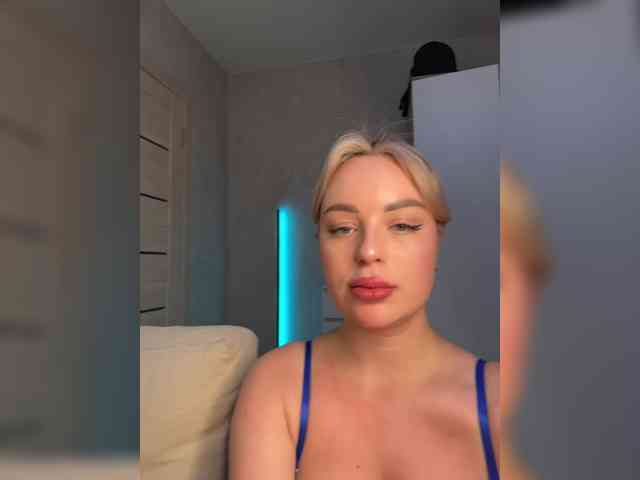 free nude chat room Mila-m