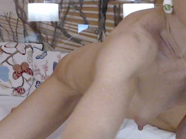 Lora8888 live cam preview