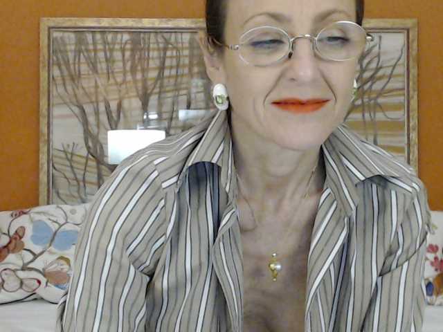 Lora8888 live cam preview