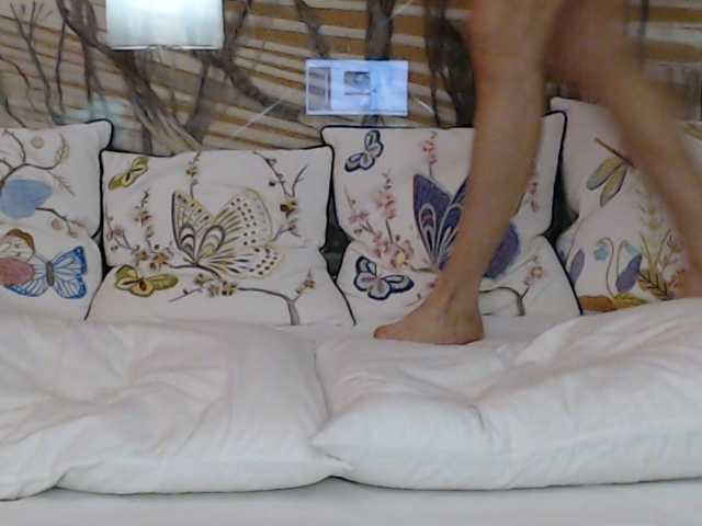 Lora8888 live cam on BongaCams