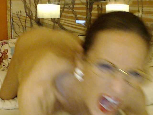 Lora8888 live cam on BongaCams