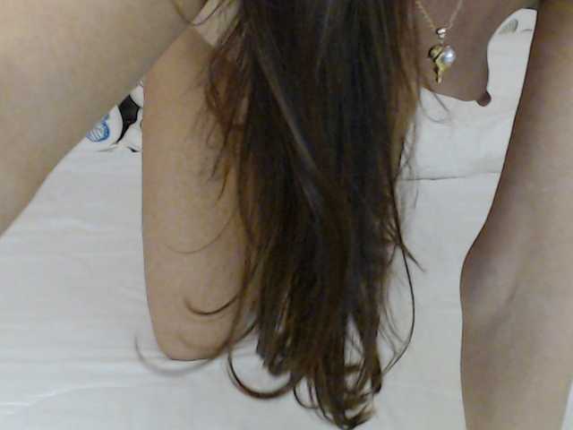Lora8888 live cam on BongaCams