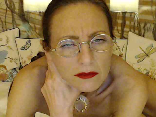 Lora8888 webcam
