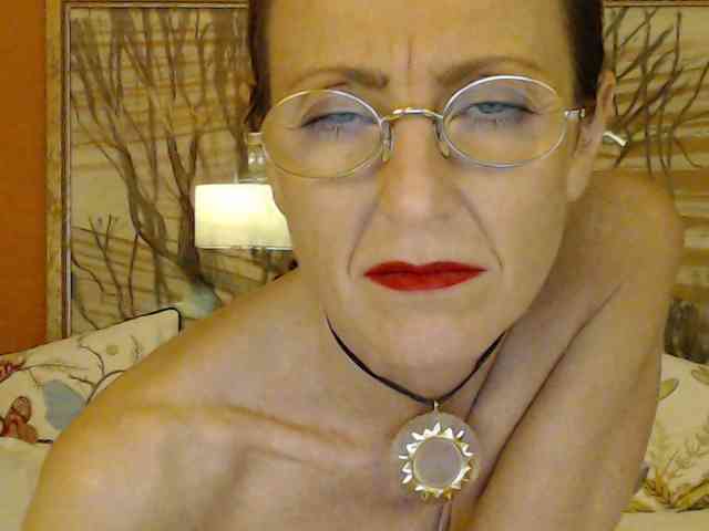 Lora8888 webcam
