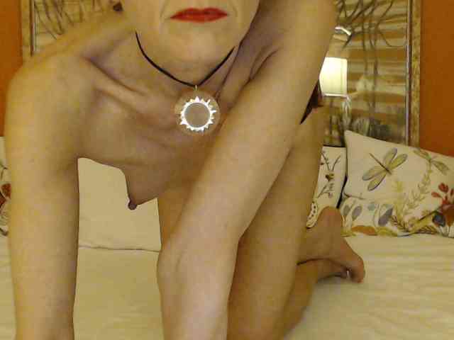 Lora8888 webcam