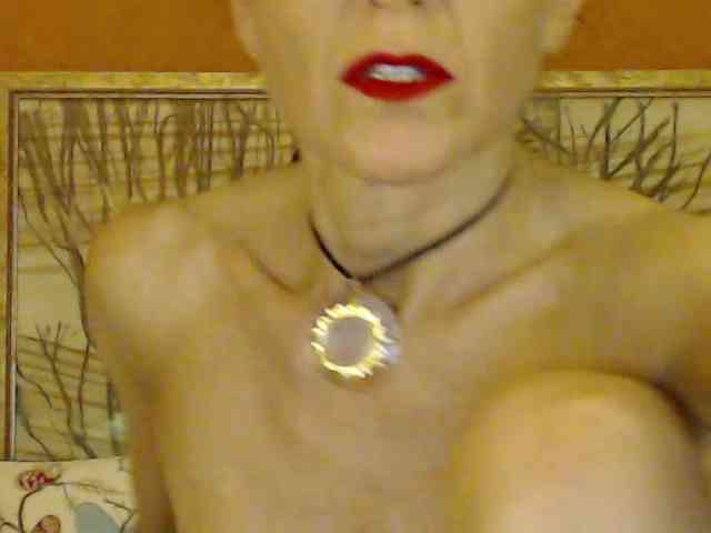 Lora8888 webcam