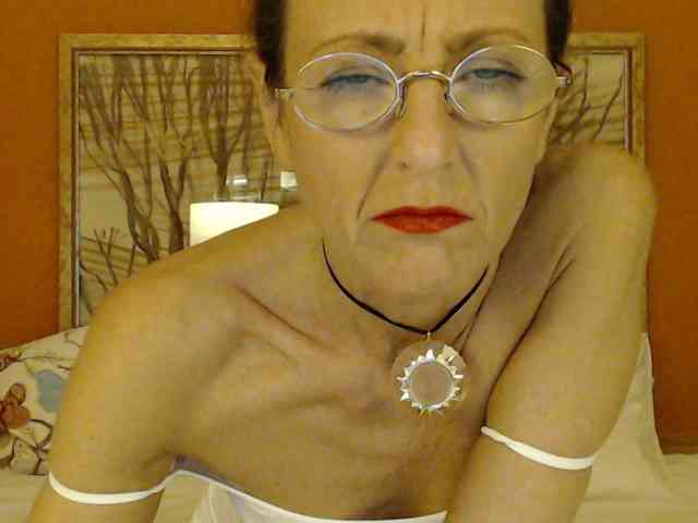 Lora8888 webcam