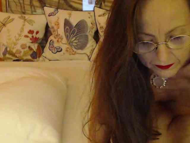Lora8888 webcam