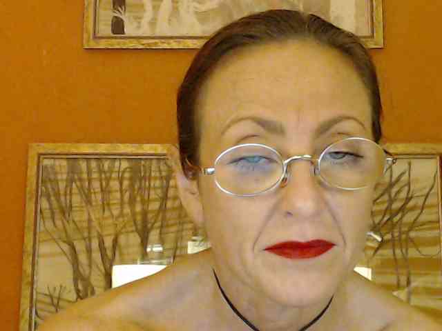 Lora8888 webcam