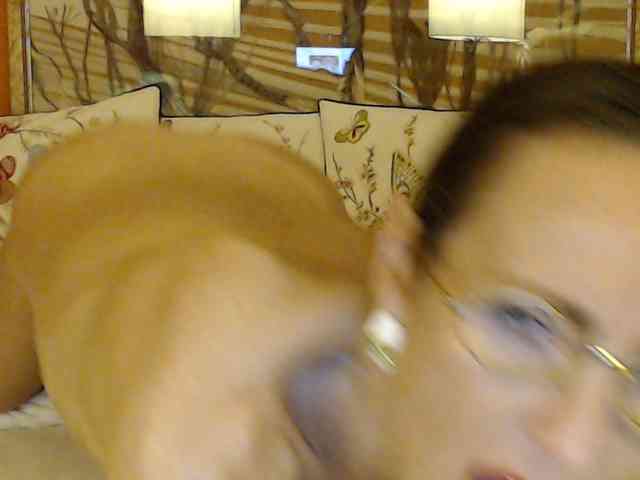 Lora8888 webcam