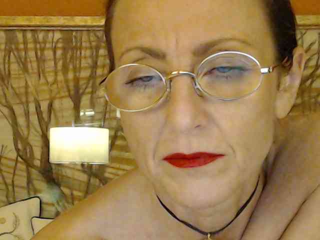 Lora8888 webcam
