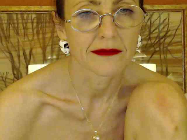 Lora8888 webcam