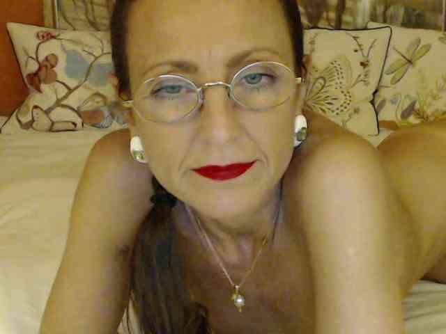 Lora8888 webcam