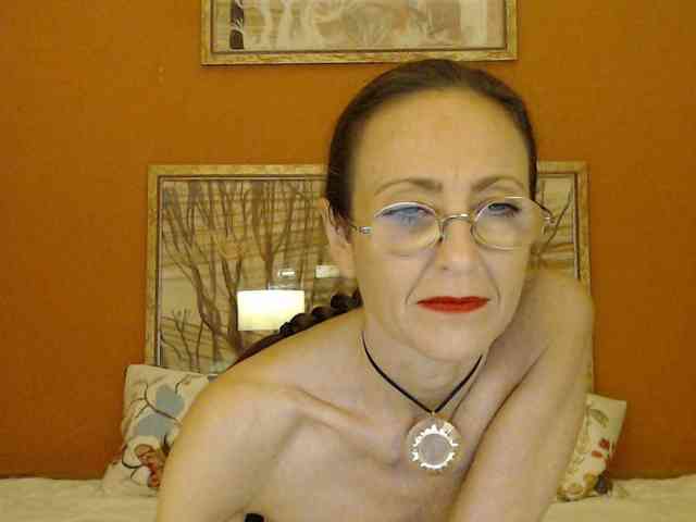 Lora8888 webcam