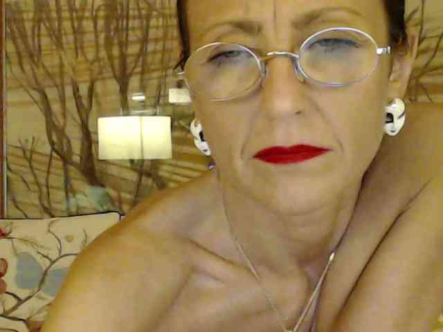 Lora8888 webcam