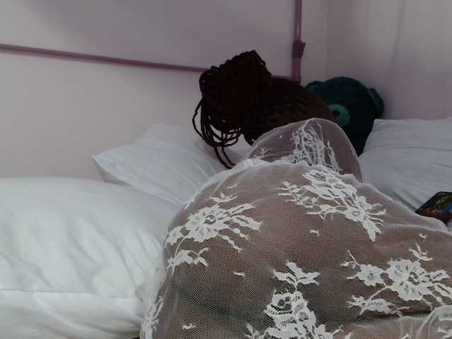 Zawadi95 live cam on BongaCams