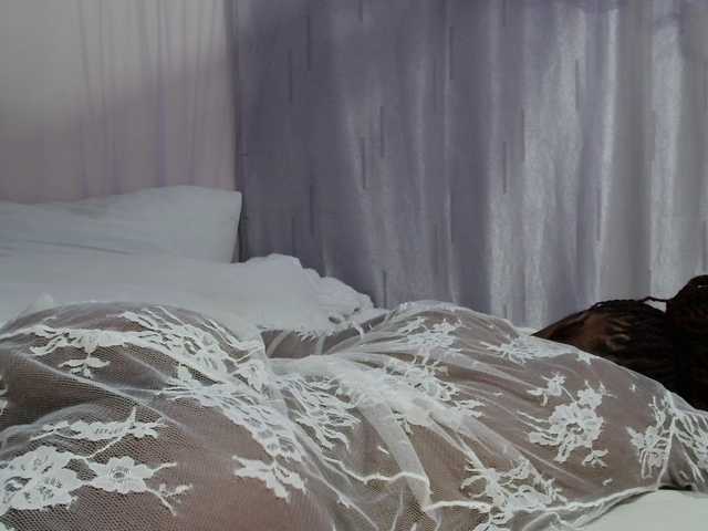 Zawadi95 live cam on BongaCams