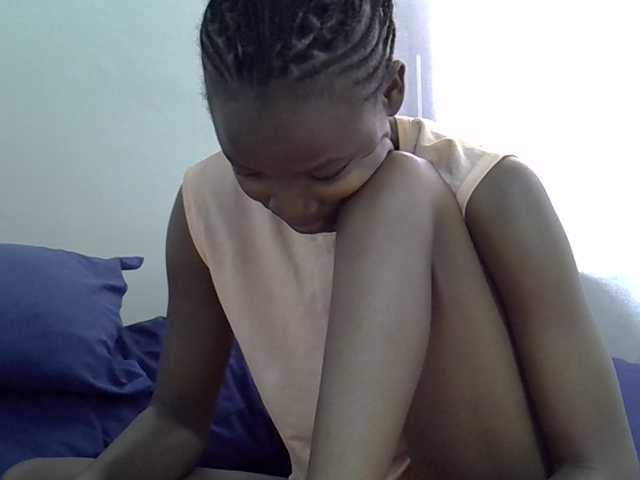 Zawadi95 live cam on BongaCams