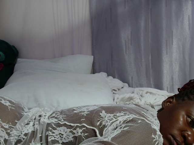 Zawadi95 live cam on BongaCams