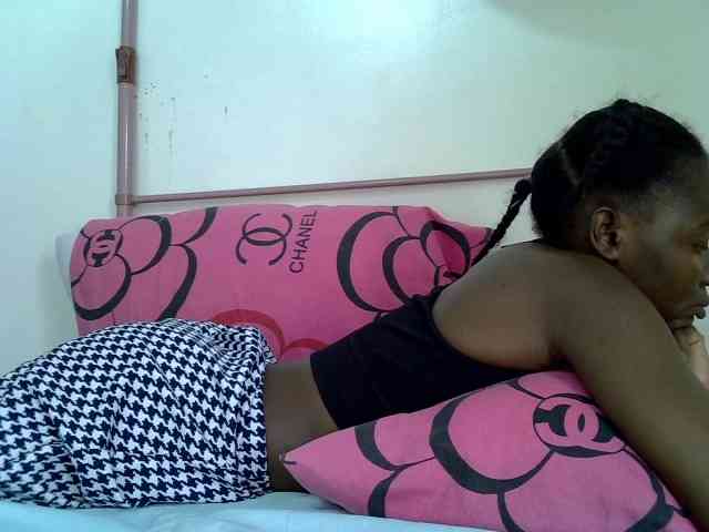 Zawadi95 webcam