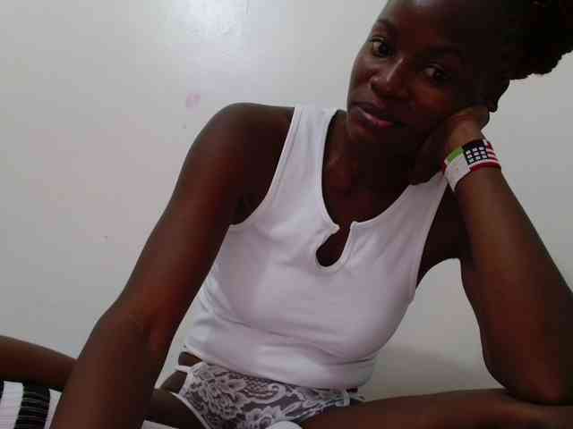 Zawadi95 webcam