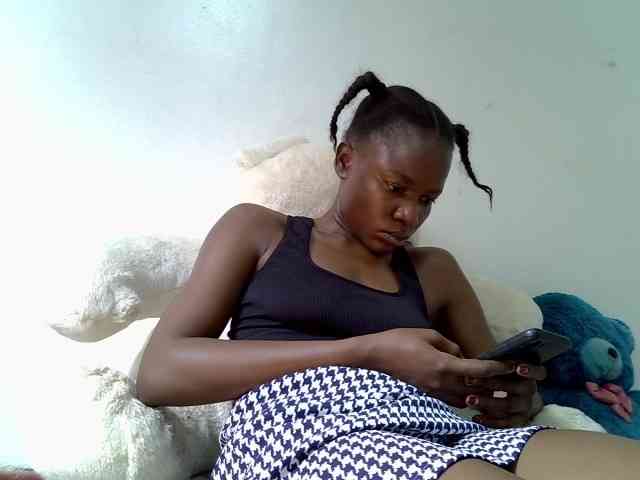 Zawadi95 webcam
