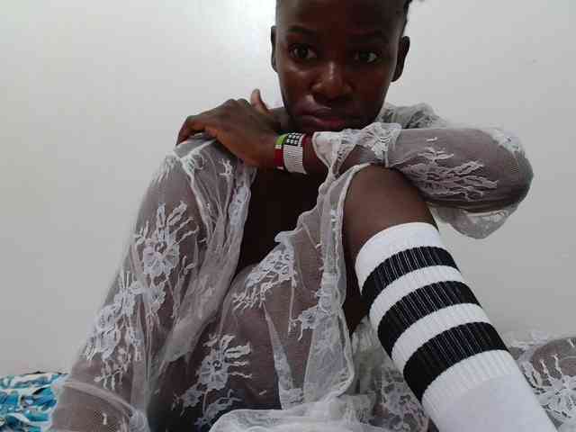 Zawadi95 webcam