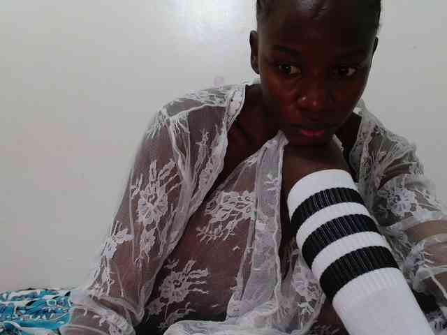 Zawadi95 webcam