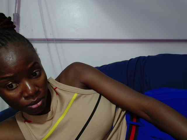 Zawadi95 webcam