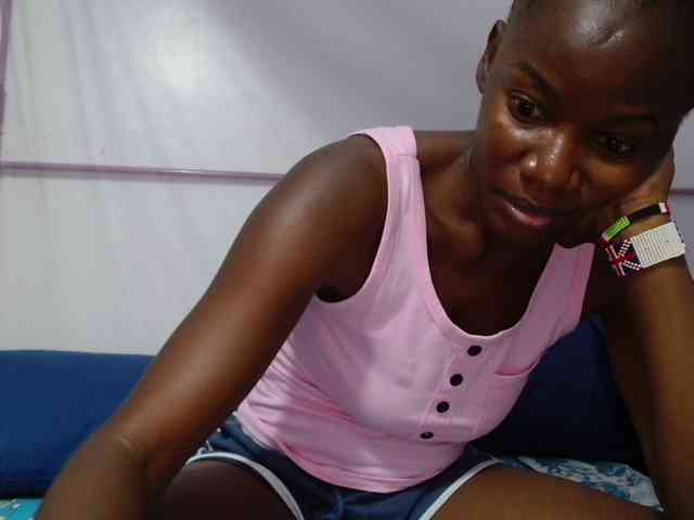 Zawadi95 webcam