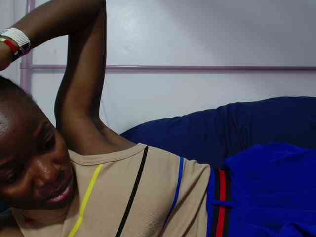 Zawadi95 webcam