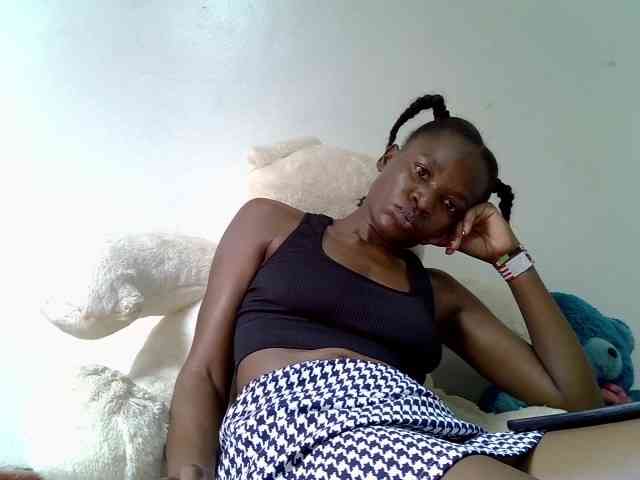Zawadi95 webcam