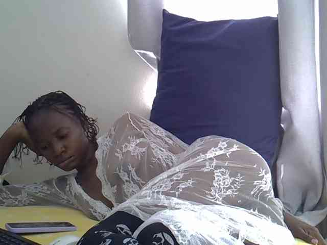 Zawadi95 webcam
