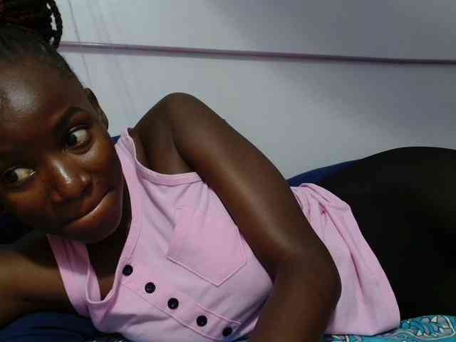 Zawadi95 webcam