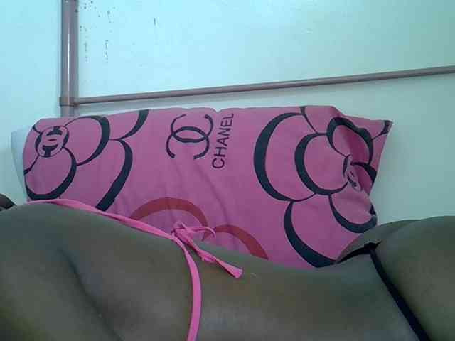 Zawadi95 webcam