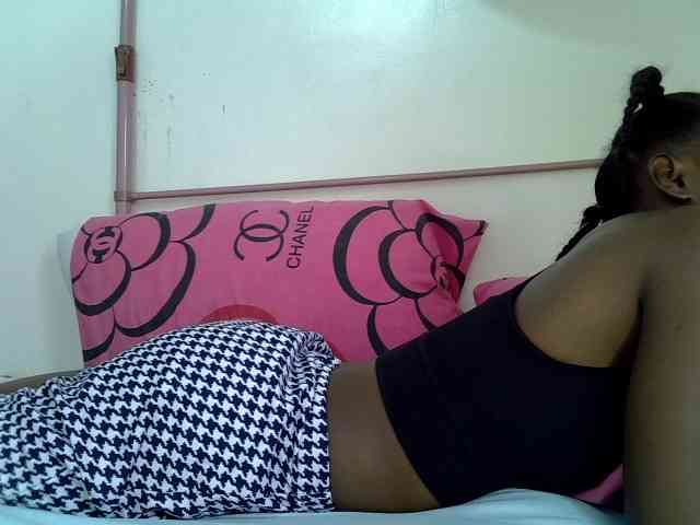 Zawadi95 webcam