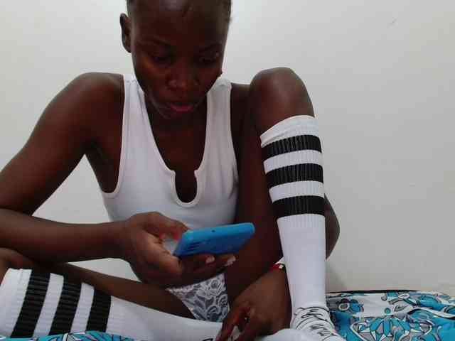 Zawadi95 webcam