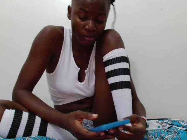 Zawadi95 webcam