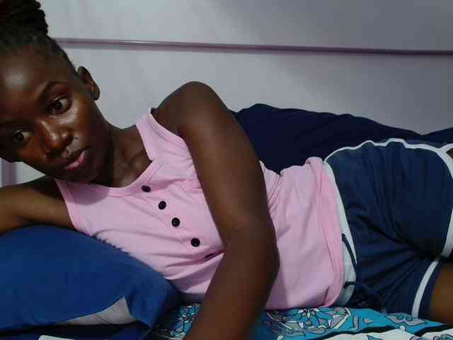 Zawadi95 webcam