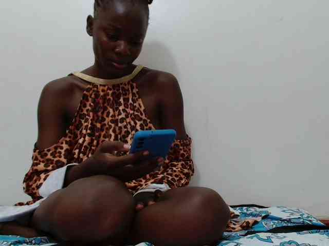 Zawadi95 webcam