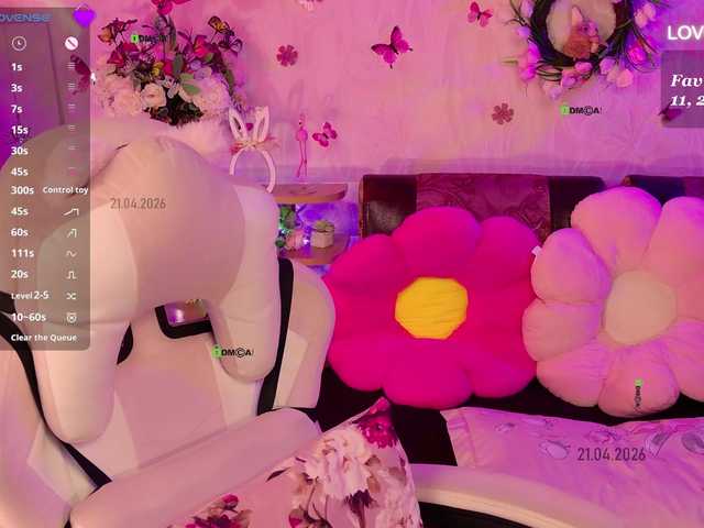 MILENAme's BongaCams show and profile